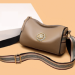 Bolsa de Couro Legítimo marrom