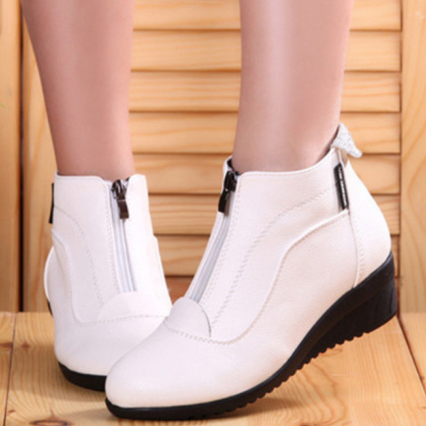 Bota Cano Curto Feminina Vivienne