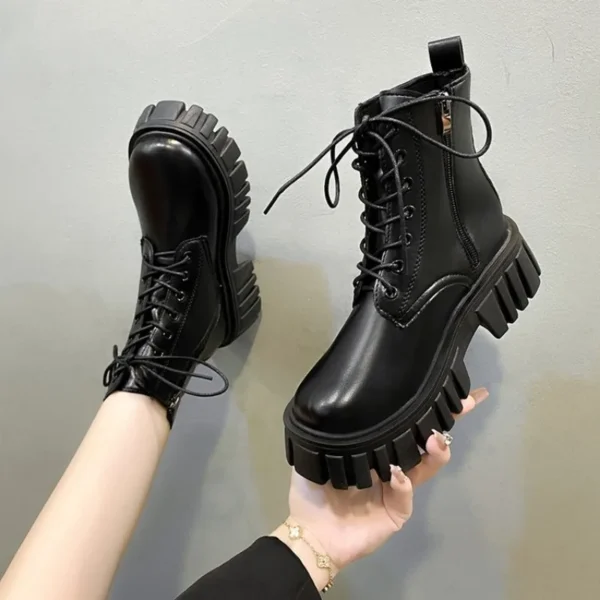 Coturno Feminino Tratorado Luna Warrior
